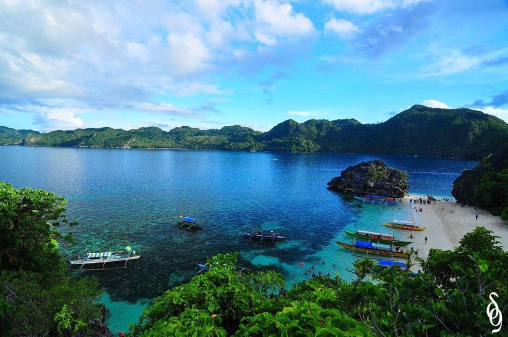 Reddoorz Near Colgante Bridge Naga City Экстерьер фото