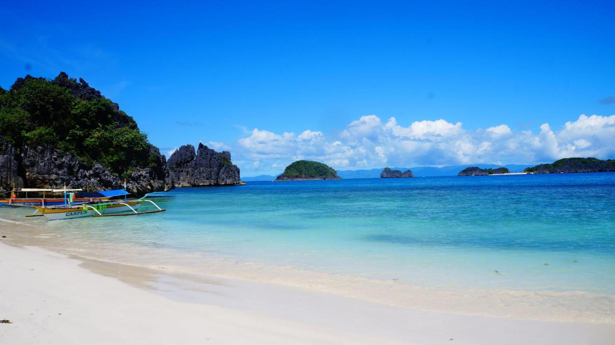 Reddoorz Near Colgante Bridge Naga City Экстерьер фото